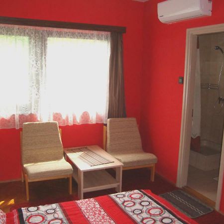 Gyongyvirag Vendeghaz Apartment บาลาตงโบกลาร์ ภายนอก รูปภาพ