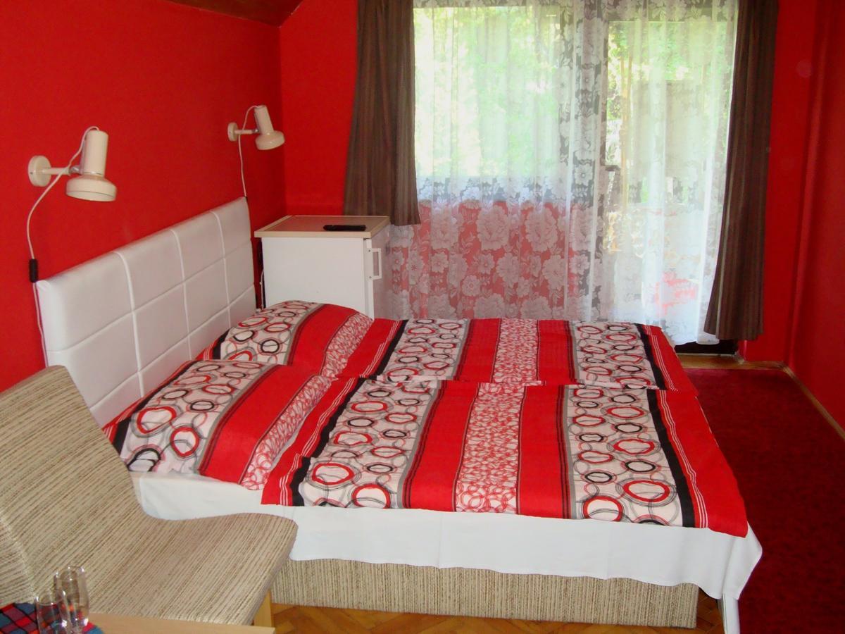 Gyongyvirag Vendeghaz Apartment บาลาตงโบกลาร์ ภายนอก รูปภาพ