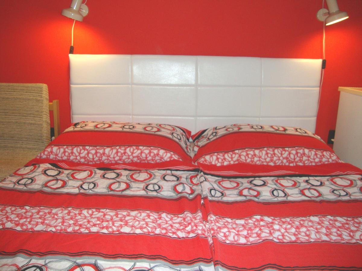 Gyongyvirag Vendeghaz Apartment บาลาตงโบกลาร์ ภายนอก รูปภาพ