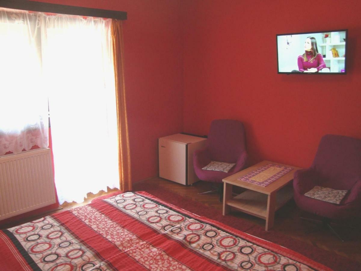 Gyongyvirag Vendeghaz Apartment บาลาตงโบกลาร์ ภายนอก รูปภาพ