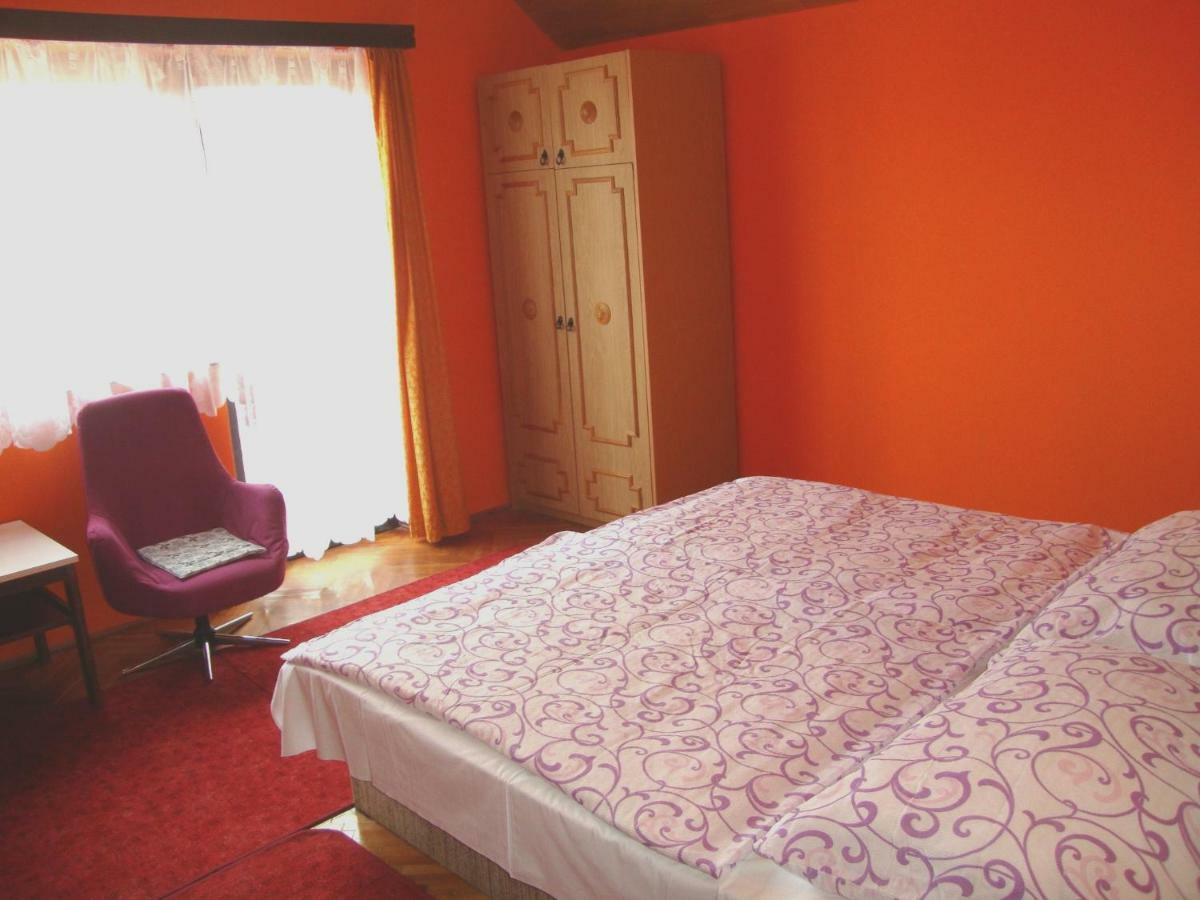 Gyongyvirag Vendeghaz Apartment บาลาตงโบกลาร์ ภายนอก รูปภาพ