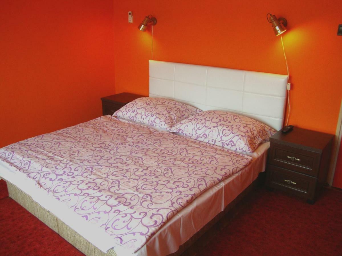 Gyongyvirag Vendeghaz Apartment บาลาตงโบกลาร์ ภายนอก รูปภาพ