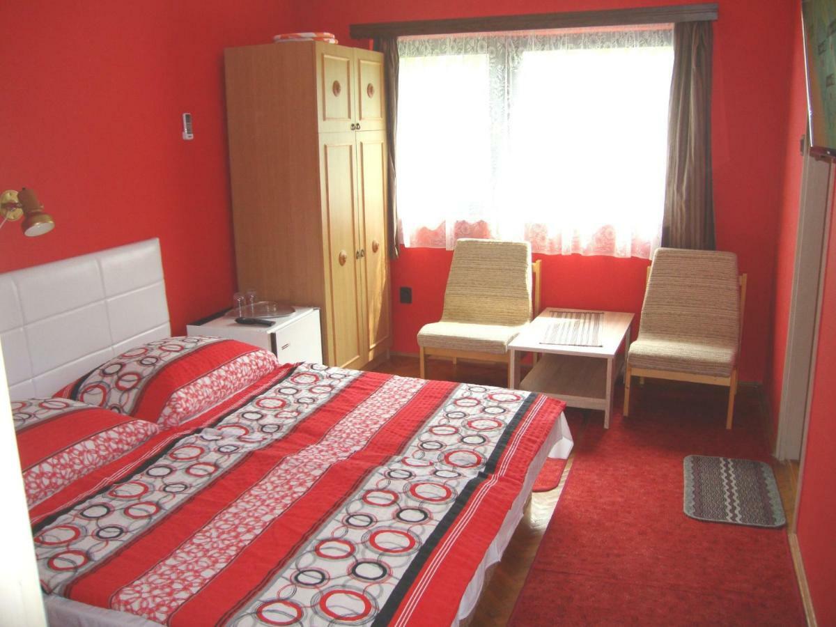 Gyongyvirag Vendeghaz Apartment บาลาตงโบกลาร์ ภายนอก รูปภาพ