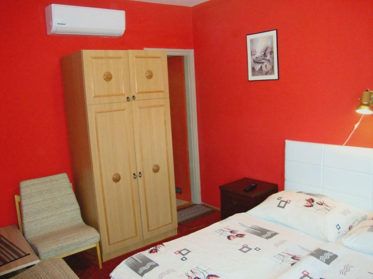 Gyongyvirag Vendeghaz Apartment บาลาตงโบกลาร์ ภายนอก รูปภาพ
